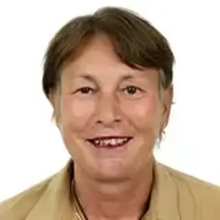 Dr. Bodnár Eszter