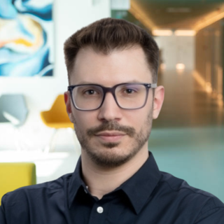 Dr. Vida Barnabás
