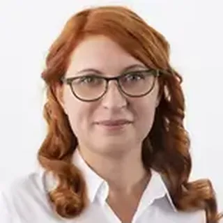 Dr. Sárkány Veronika