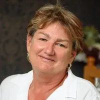 Dr. Magda Ingrid