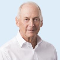 Dr. Sólyom András
