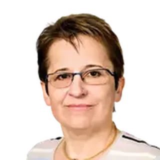 Dr. Csáki Csilla