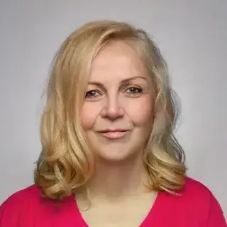 Dr. Chmel Rita