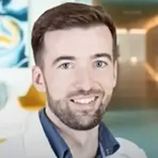 Dr. Karászi Péter