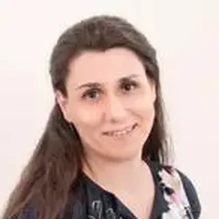 Dr. Benn Orsolya