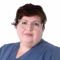 Dr. Laveczky Lívia