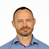 Dr. Banik Andrej