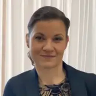 Dr. Gaál Veronika