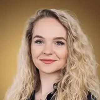 Erdélyi Lili