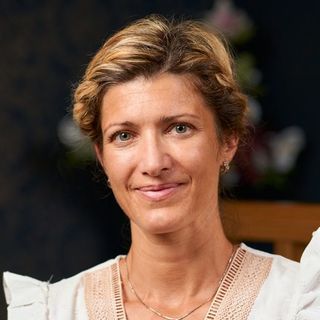 Dr. Lakatos Orsolya