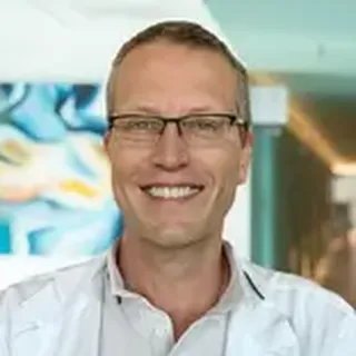 Dr. Garay Zsolt