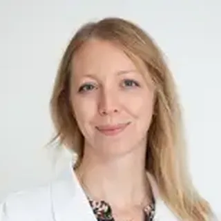 Dr. Csizek Zsófia