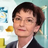 Dr. Tusnádi Anna