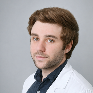 Dr. Kuti Ákos