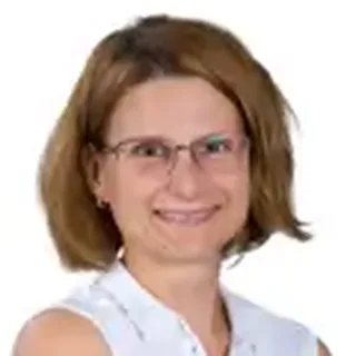 Hollósi-Trepka Dóra