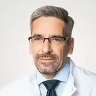 Dr. Tűű László