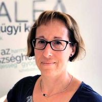 Dr. Varga Gabriella