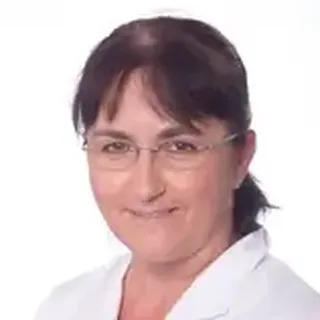 Dr. Hangyál Éva