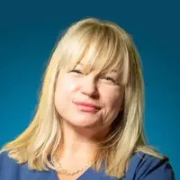 Dr. Szakács Andrea