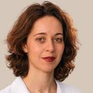 Dr. Sümegi Viktória