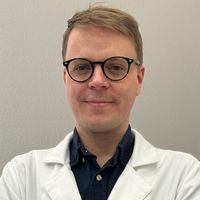 Dr. Derzsényi Dániel