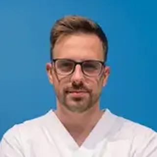 Dr. Ujvári Béla