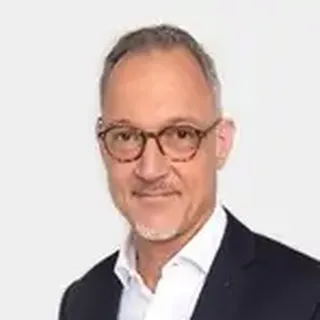 Dr. Bálint Levente