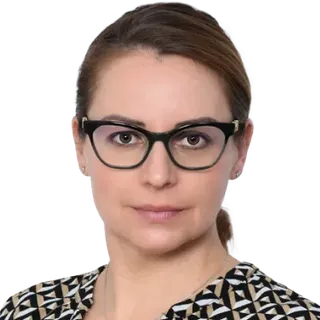 Dr. Kalmár Szilvia