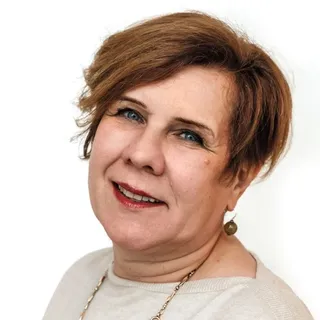 Dr. Arányi Viktória