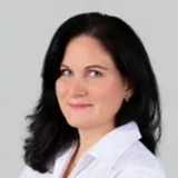Dr. Simon Eszter