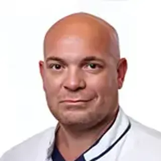 Dr. Gasparics Roland