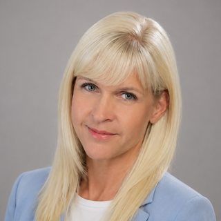 Dr. Vass Noémi