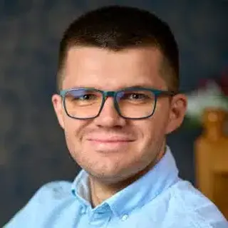 Dr. Kolumbán Szilárd
