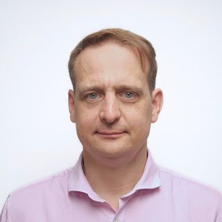 Dr. Gulyás Tamás