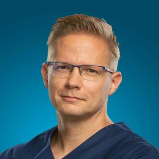 Dr. Orentsák Áron