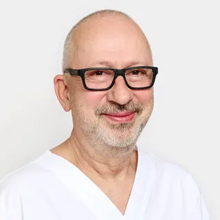 Dr. Fischer Gábor