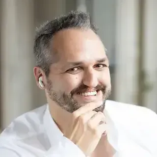 Dr. Bessenyei Dávid