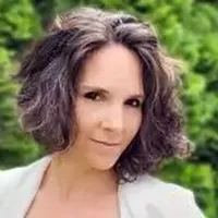 Székács Zsófia
